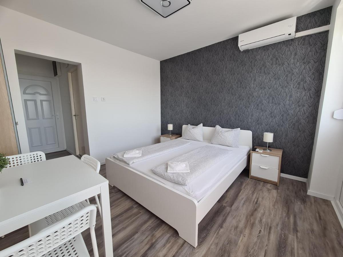 Surman Apartmanok Siófok Eksteriør bilde