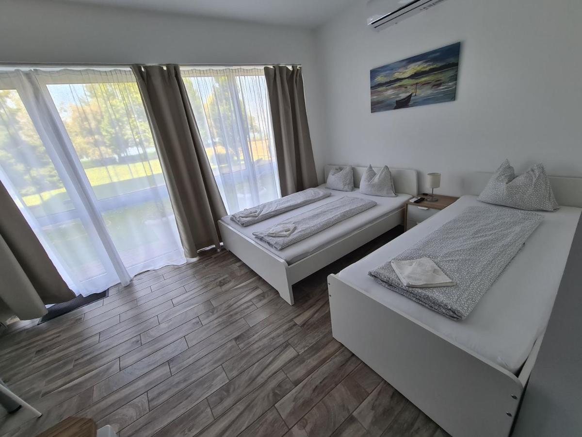Surman Apartmanok Siófok Eksteriør bilde