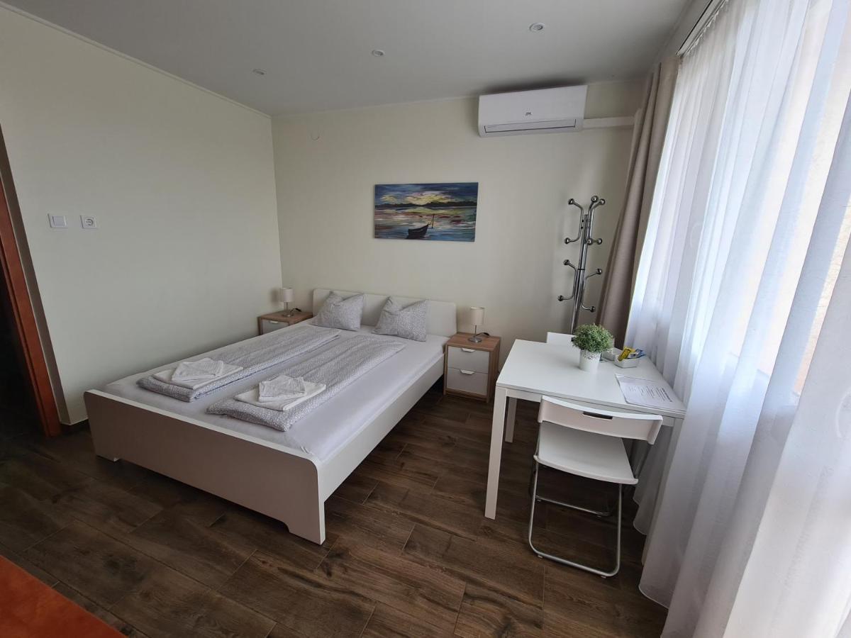 Surman Apartmanok Siófok Eksteriør bilde