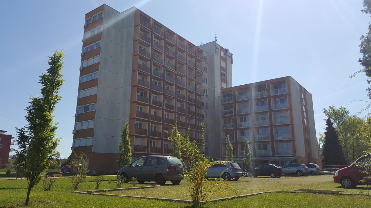 Surman Apartmanok Siófok Eksteriør bilde